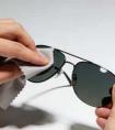 墨镜养护干货：护好镜片防晒力，耐用又显质感